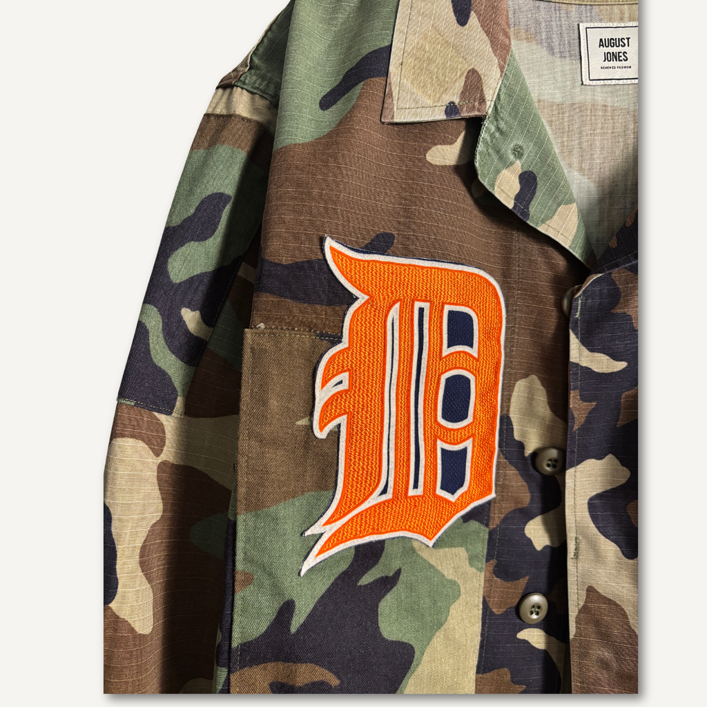 Detroit Tigers Cropped Camo Military Jacket — Size S/M