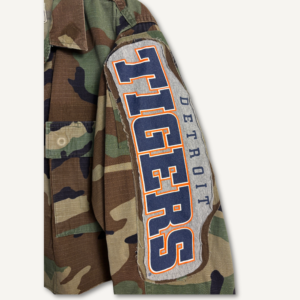 Detroit Tigers Cropped Camo Military Jacket — Size S/M