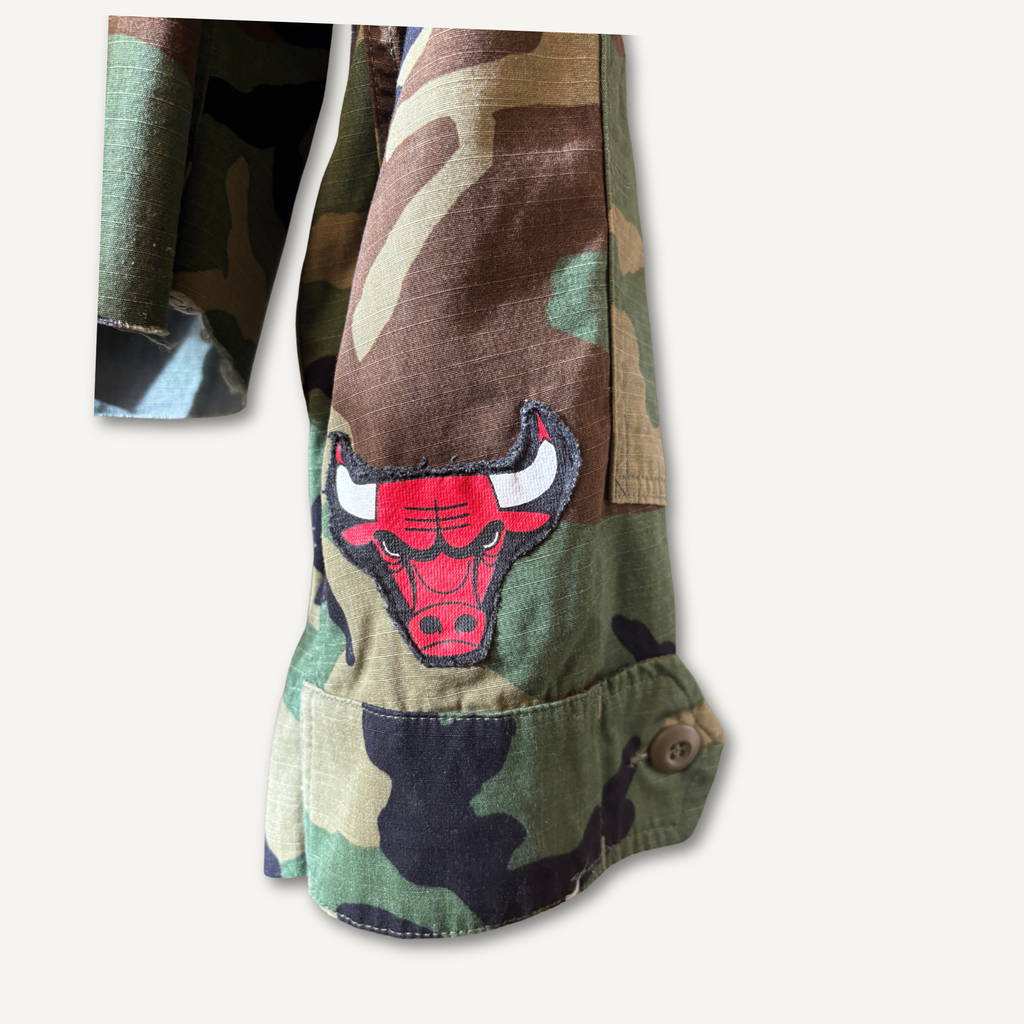 Chicago Bulls Camo Military Jacket — Size M